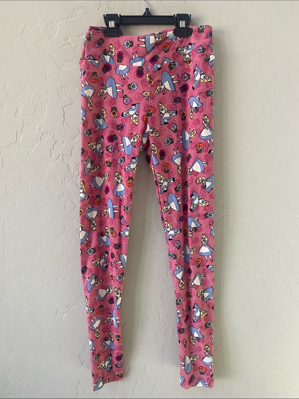 LuLaRoe Ankle Leggings Women’s One Size Alice in Wonderland Pink Floral Stretch